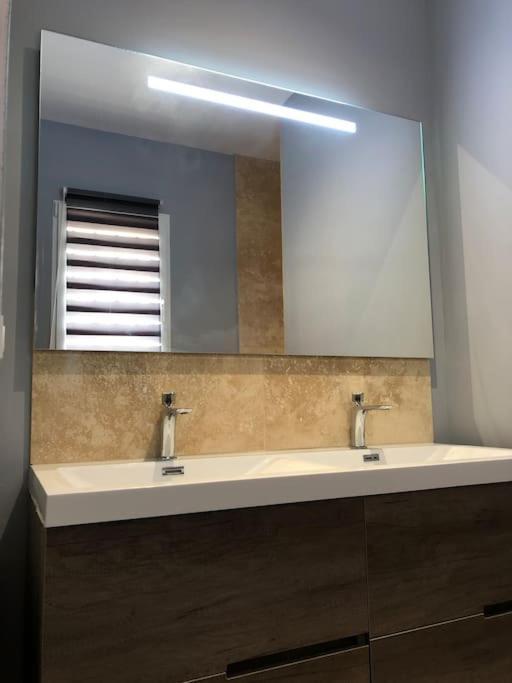 Superbe Villa Neuve A 5 Mn Du Centre Saint-Rémy-de-Provence Εξωτερικό φωτογραφία